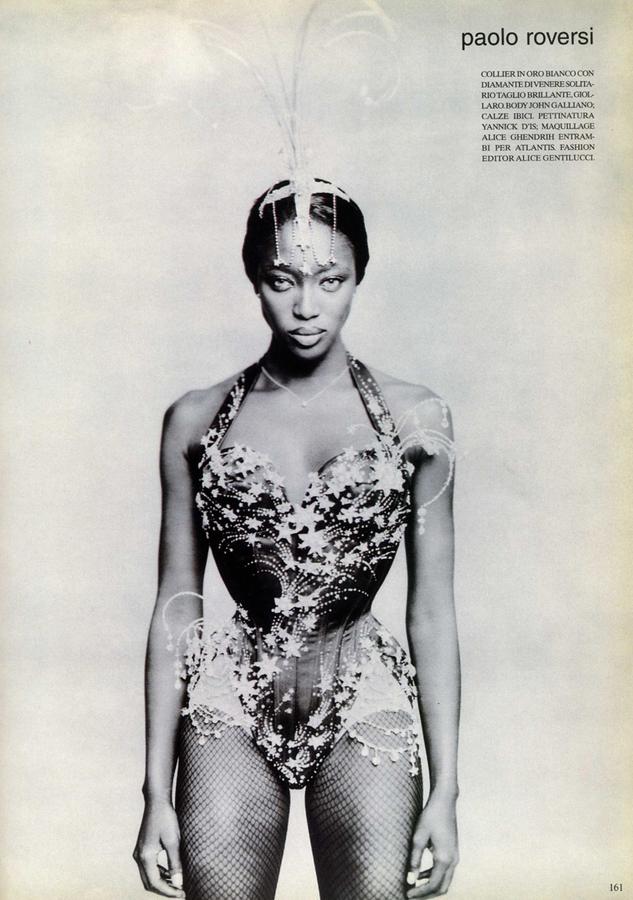 65199_VogueIT_May1997_WhiteDiamonds_002_123_341lo.jpg