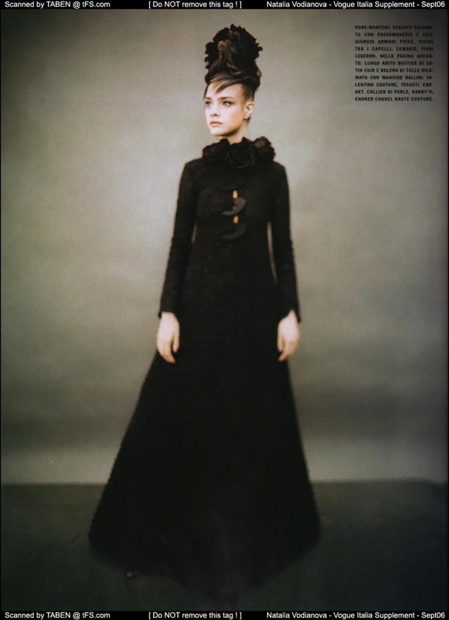 LikeAPainting_VogueItaliaSupplement_Sept06_015.jpg