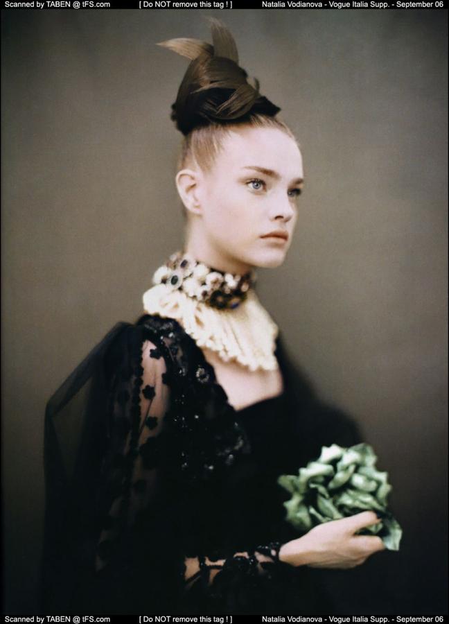 LikeAPainting_VogueItaliaSupplement_Sept06_016.jpg