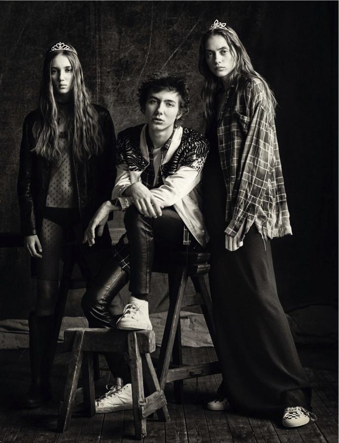 Vogue_Italia_-_Marzo_2016__dragged__4-page4.jpg